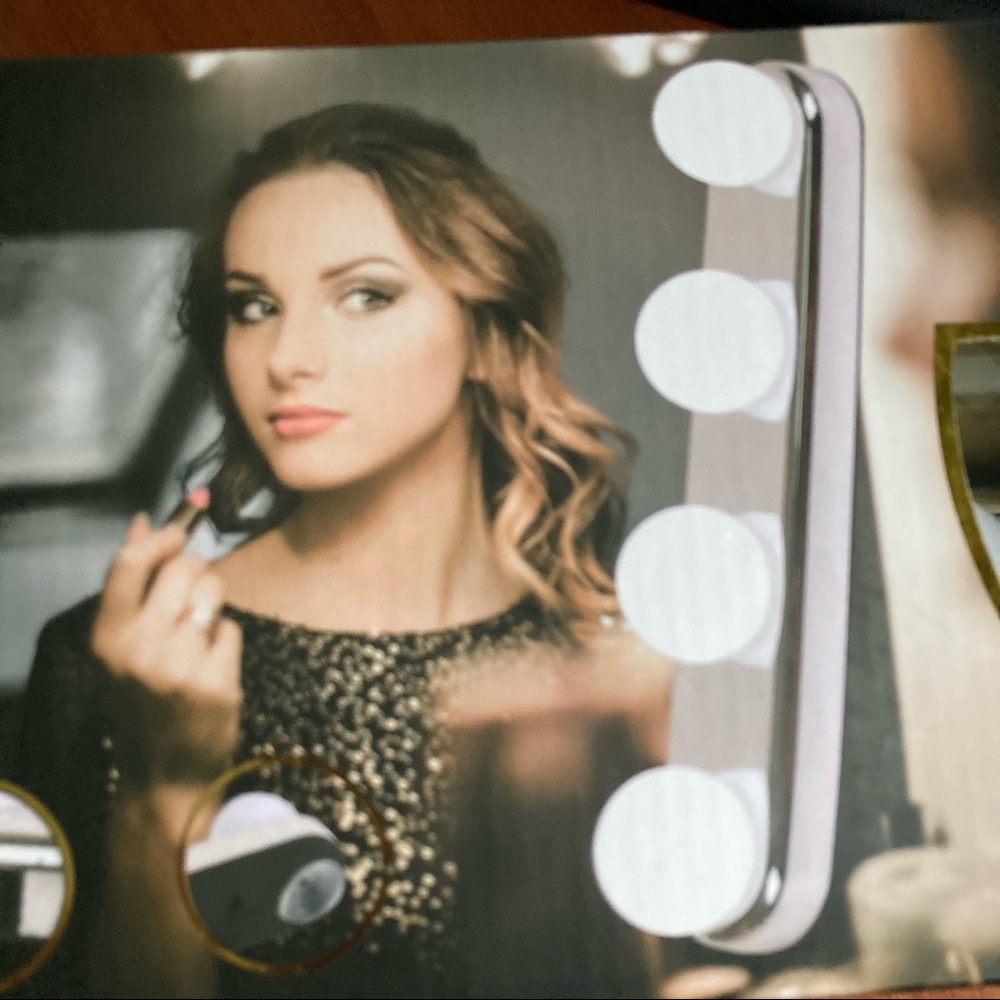 Hollywood Led Makeup Mirror Lights with Suction Cups 5 bright LED Bulbs